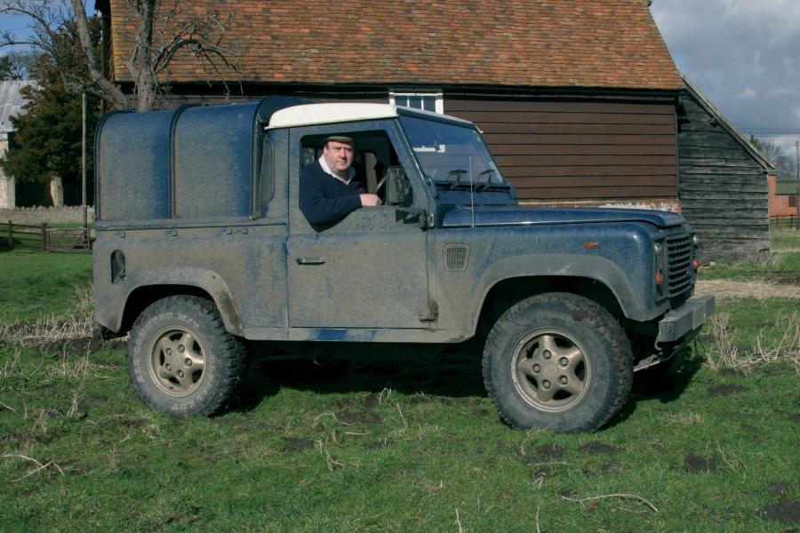  Land Rover Defender 2006 года  (фото 40 из 227)